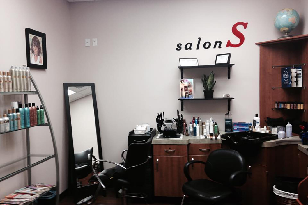Find And Book A Haircut In Chester Va Vagaro